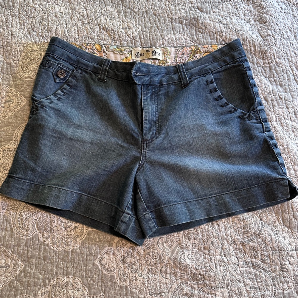 One 5 One shorts